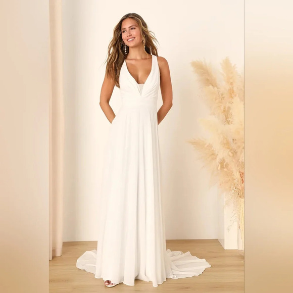 Lulu's Modern Day Romance White Sleeveless Plunge Maxi Dress XL Wedding Party - Picture 2 of 10